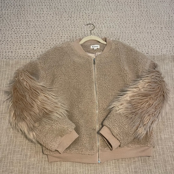 Faux shearling zip bomber jacket in light camel size Large - Picture 4 of 4